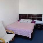 Habitacion Privada Comoda Centro Malaga Vialia Estacion De Tren Maria Zambrano Y Tambien Cerca A La Playa